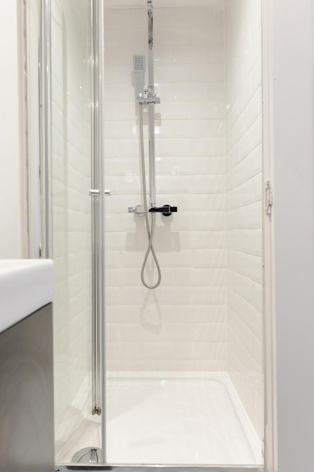 Bay City Studio Apartments كارديف المظهر الخارجي الصورة